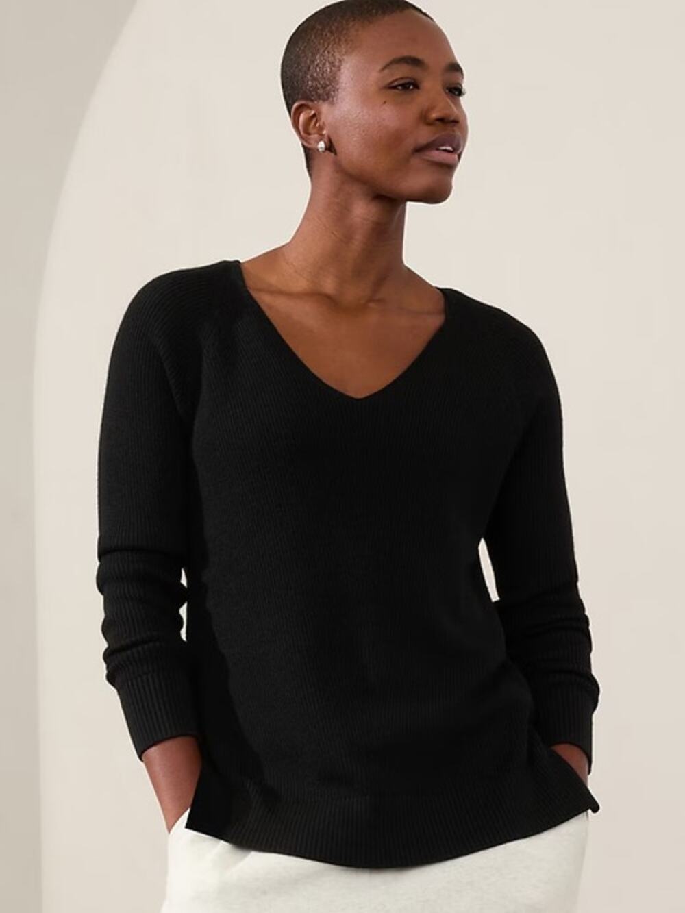 [Athleta] Black Hanover V-Neck Sweater Merino Wool Ribbed Knit Size Medium M